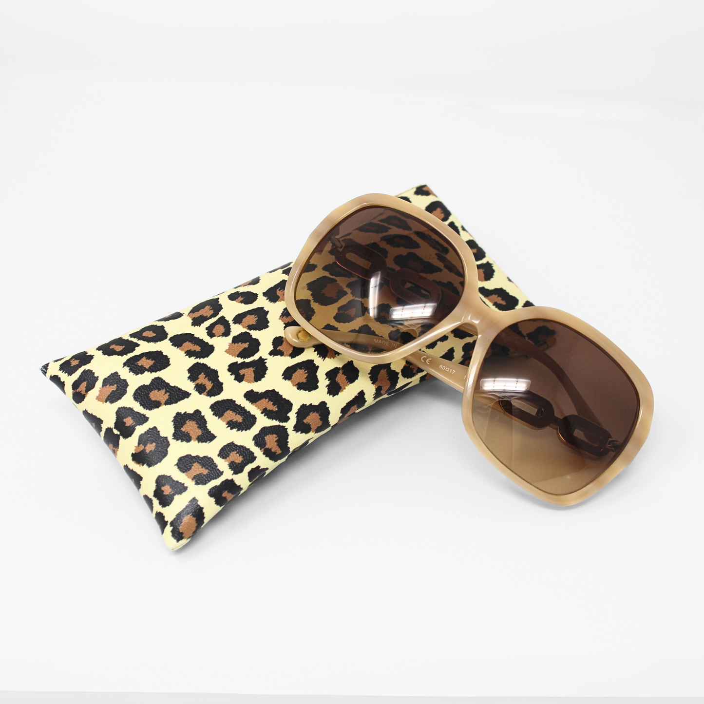 Porta-oculos Onça