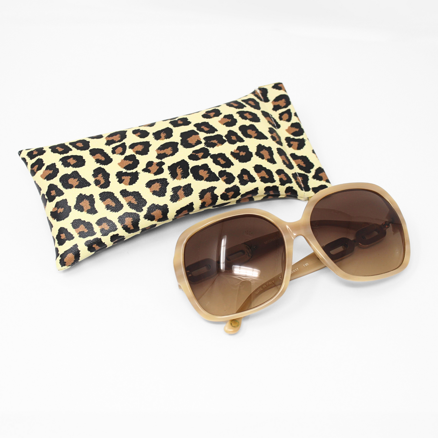 Porta-oculos Onça