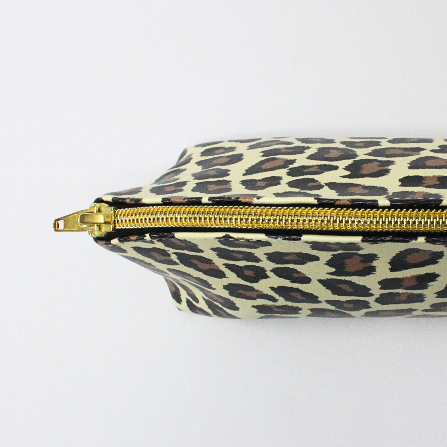 Necessaire Redonda Onça